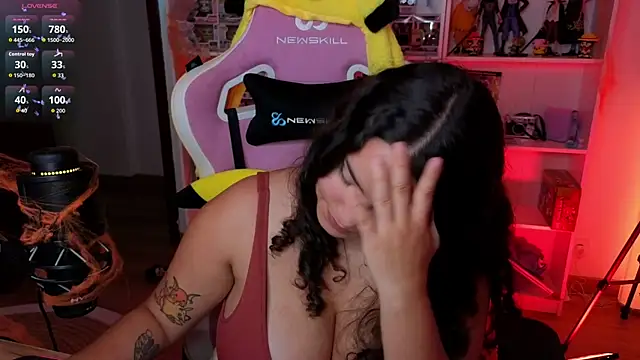 Snapshot of Sweet_sully__ chatting on October 2025 08:48:02 AM Sweet sully   online show from October 2025 08:48:02 AM