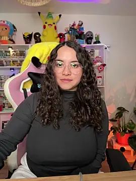 Snapshot of Sweet_sully__ chatting on February 2026 09:45:01 AM Sweet sully online show from February 2026 09:45:01 AM