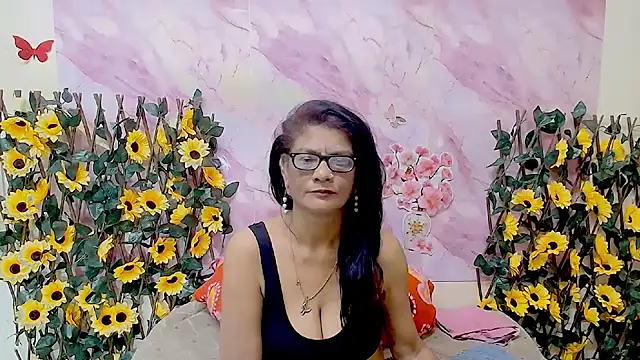 IndianAllure online show from January 2026 05:33:02 AM