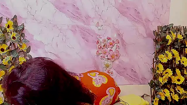 IndianAllure online show from January 2026 05:54:02 AM