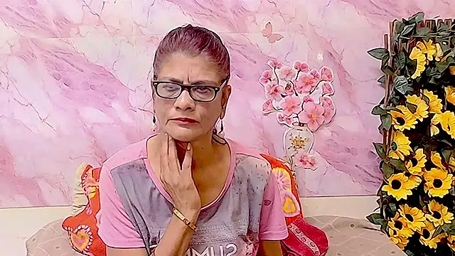 IndianAllure online show from January 2026 05:44:01 AM