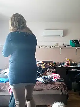 Elza01 online show from October 2025 08:46:02 AM