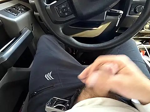 couple211 online show from January 2026 03:03:02 PM