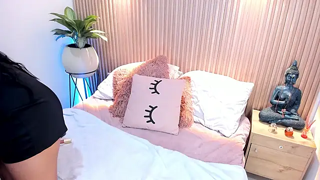 AMELIE xx online show from January 2025 01:36:01 PM