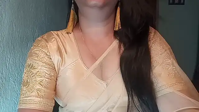 Snapshot of YourModhu chatting on April 2026 05:59:01 PM YourModhu online show from April 2026 05:59:01 PM