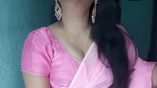 Snapshot of YourModhu chatting on April 2026 05:58:01 PM YourModhu online show from April 2026 05:58:01 PM