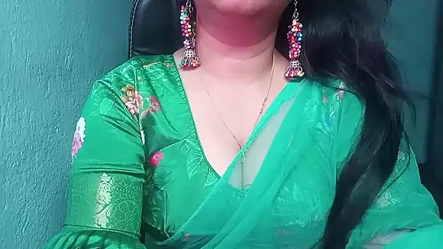 Snapshot of YourModhu chatting on April 2026 05:48:02 PM YourModhu online show from April 2026 05:48:02 PM