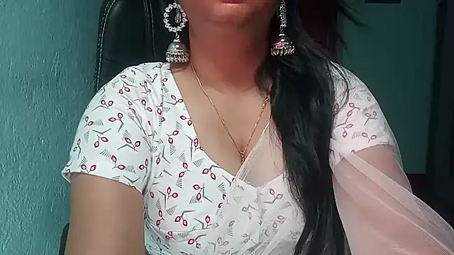 Snapshot of YourModhu chatting on April 2026 08:57:02 PM YourModhu online show from April 2026 08:57:02 PM