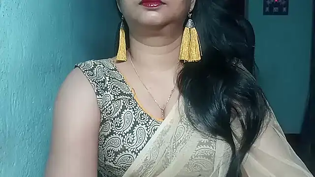 Snapshot of YourModhu chatting on May 2026 06:03:02 PM YourModhu online show from May 2026 06:03:02 PM