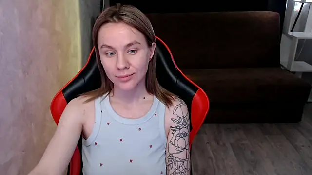 Snapshot of Mila_Jon chatting on November 2025 05:04:01 PM Mila Jon online show from November 2025 05:04:01 PM