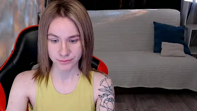 Snapshot of Mila_Jon chatting on November 2025 03:10:02 AM Mila Jon online show from November 2025 03:10:02 AM