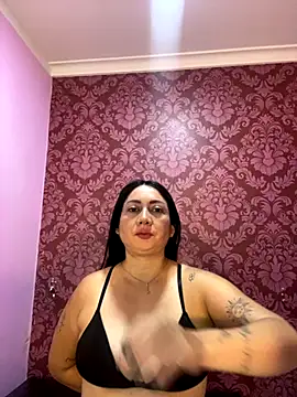 juliana diaz online show from November 2025 11:31:02 AM