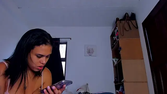 AlondraDiossa03 online show from October 2025 07:37:02 PM