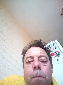 Snapshot of david_geam chatting on December 2024 06:42:02 AM david geam online show from December 2024 06:42:02 AM