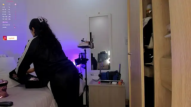 Snapshot of carolgaita chatting on February 2026 10:10:01 AM carolgaita online show from February 2026 10:10:01 AM