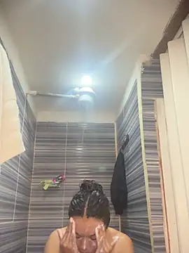 Snapshot of carolgaita chatting on February 2026 09:39:02 AM carolgaita online show from February 2026 09:39:02 AM