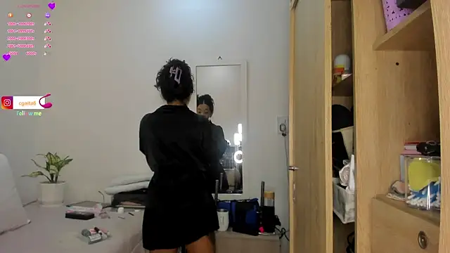 Snapshot of carolgaita chatting on February 2026 10:05:01 AM carolgaita online show from February 2026 10:05:01 AM