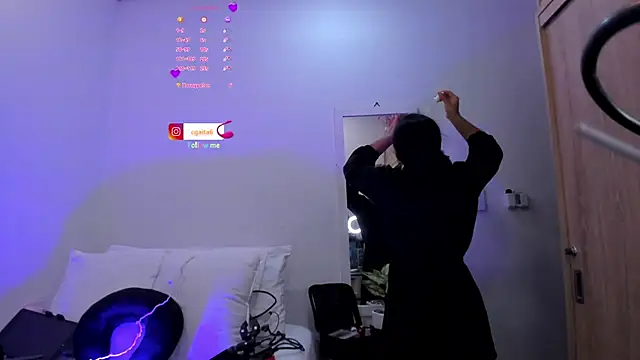 Snapshot of carolgaita chatting on February 2026 10:25:01 AM carolgaita online show from February 2026 10:25:01 AM