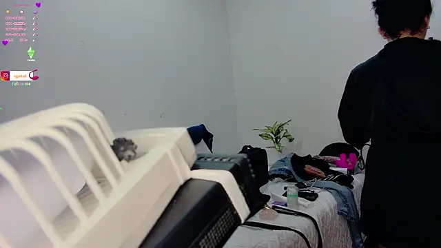 Snapshot of carolgaita chatting on March 2026 10:11:02 AM carolgaita online show from March 2026 10:11:02 AM