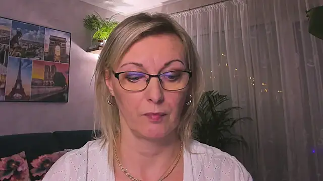 vanessa chat online show from January 2025 06:00:01 PM