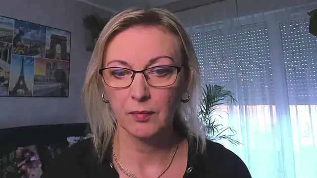 vanessa chat online show from January 2025 02:24:02 PM