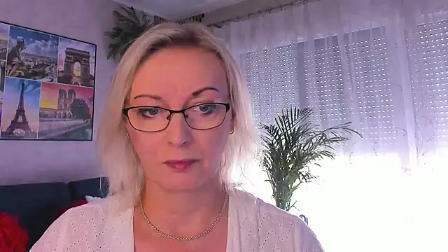 vanessa chat online show from July 2026 01:28:01 PM