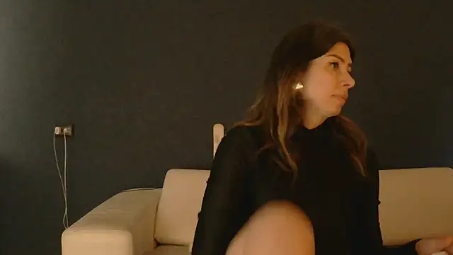 WhiteQueen888 online show from April 2026 10:57:02 AM