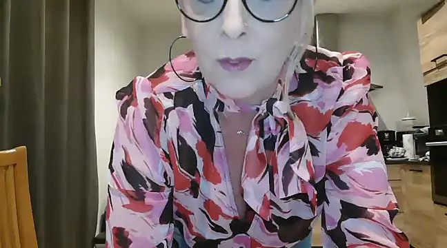 Snapshot of lilie69 chatting on January 2025 06:07:01 PM lilie69 online show from January 2025 06:07:01 PM