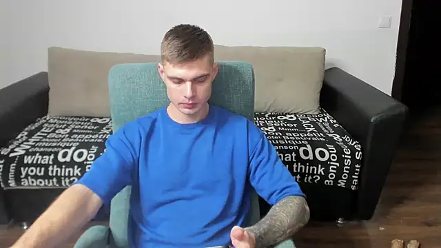 maks wolfis online show from January 2025 01:53:01 PM