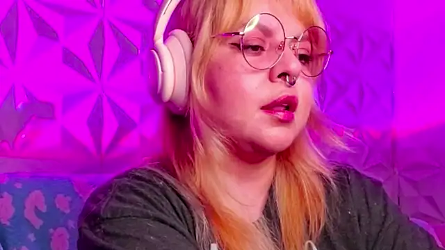 Satyn doll online show from October 2025 02:18:01 AM