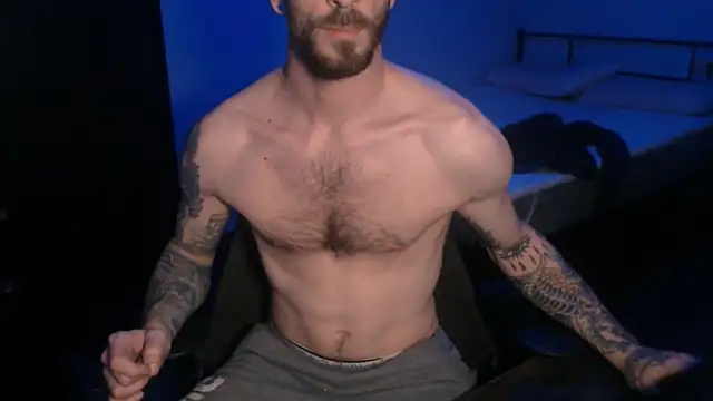 SexxxyLouis online show from March 2025 06:30:01 PM