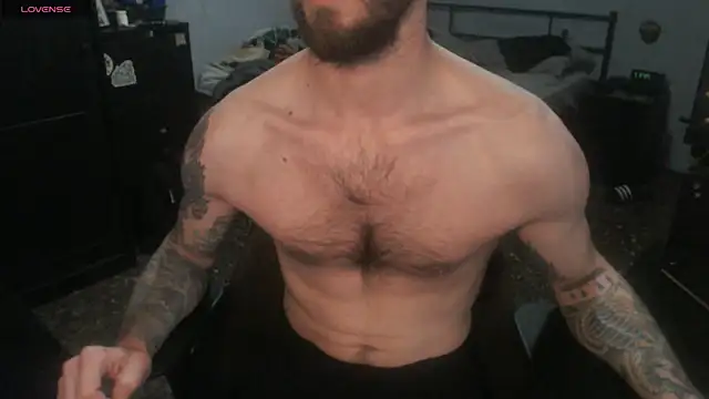 SexxxyLouis online show from December 2025 01:41:02 PM