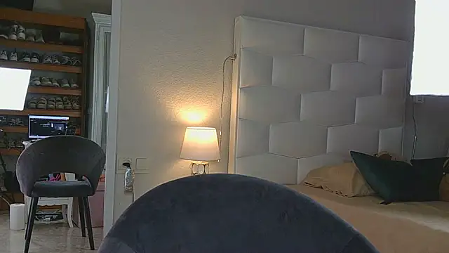 little susie online show from May 2026 07:59:02 AM