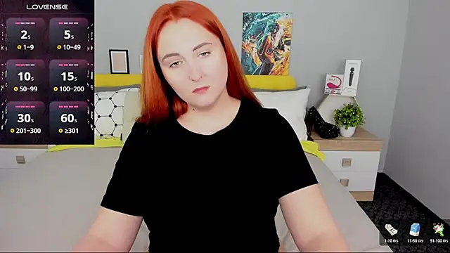 BabeLessi online show from March 2025 10:44:01 PM