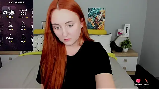 BabeLessi online show from March 2025 07:31:02 PM