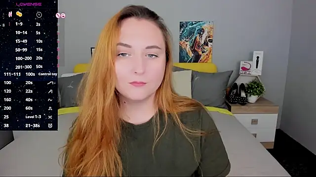 BabeLessi online show from September 2025 05:36:02 PM