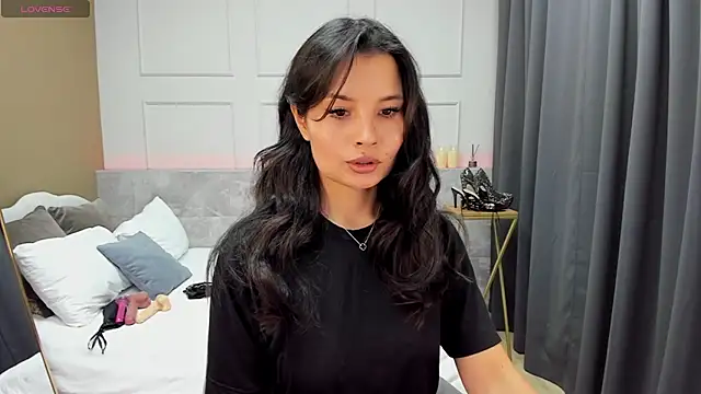 ErikaSoft online show from December 2024 05:49:02 AM