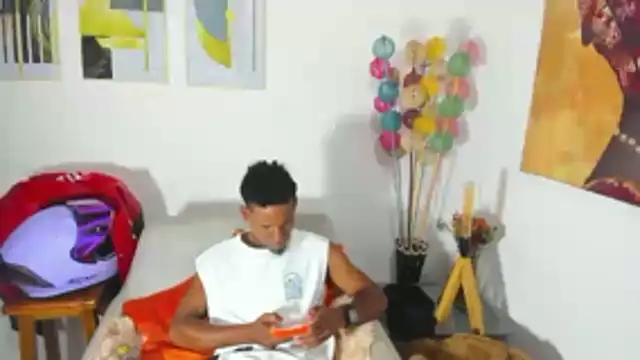 Snapshot of anhtony_wayans chatting on March 2026 12:48:01 AM anhtony wayans online show from March 2026 12:48:01 AM