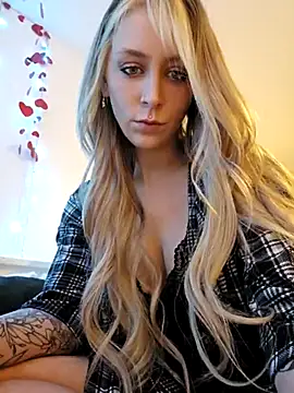 LilyOrion online show from February 2025 07:14:01 PM