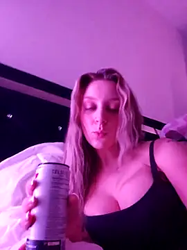 LilyOrion online show from September 2025 03:39:02 AM