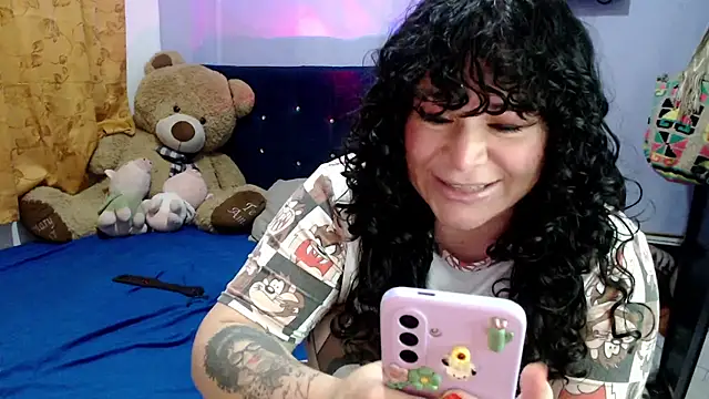 ANGELIQUE KLANE online show from November 2025 06:02:02 AM