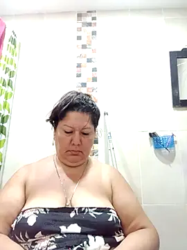 Brenda Berck  online show from December 2025 12:47:02 PM