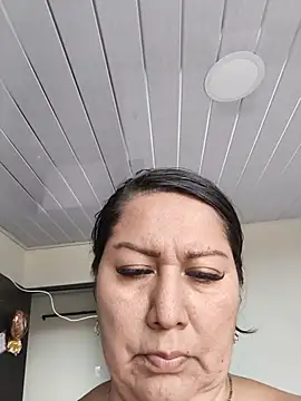 Snapshot of Brenda_Berck_ chatting on May 2026 07:52:01 PM Brenda Berck online show from May 2026 07:52:01 PM