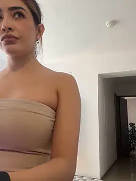 CATALINA RESTREPO online show from January 2025 08:21:01 PM