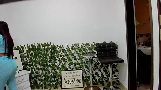 Fancyxlove online show from January 2025 01:09:01 PM