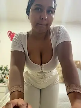 Fancyxlove online show from July 2026 12:19:01 PM