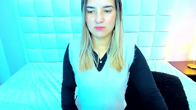 teresasroom  online show from February 2025 11:55:02 AM