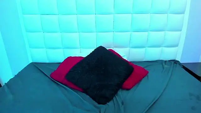 teresasroom  online show from February 2025 01:22:01 PM