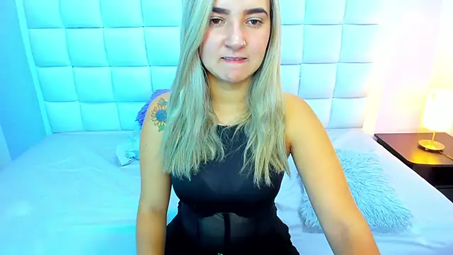 teresasroom  online show from September 2025 02:28:02 PM