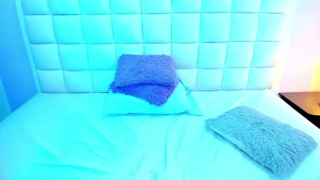 teresasroom  online show from June 2026 02:08:01 PM